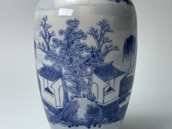 古玩陶瓷清晚期·青花山水風景紋羅漢瓶拍賣，當前價格188元