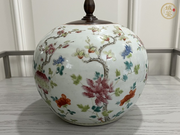 古玩陶瓷粉彩四季花卉紋西瓜罐真品鑒賞圖
