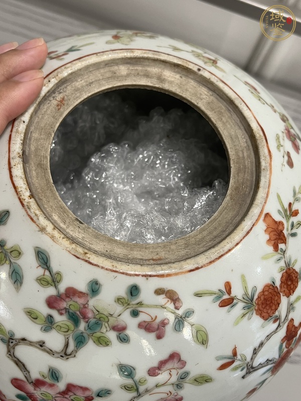 古玩陶瓷粉彩四季花卉紋西瓜罐真品鑒賞圖