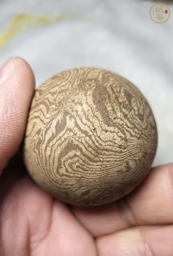 古玩陶瓷絞胎球真品鑒賞圖