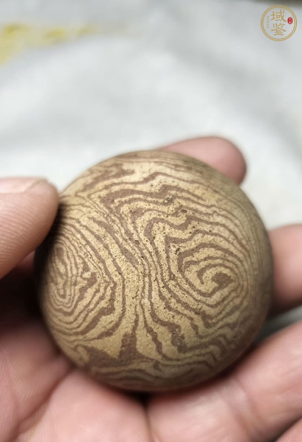 古玩陶瓷絞胎球真品鑒賞圖