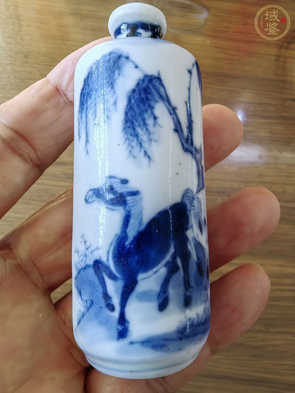 古玩陶瓷青花鼻煙壺真品鑒賞圖