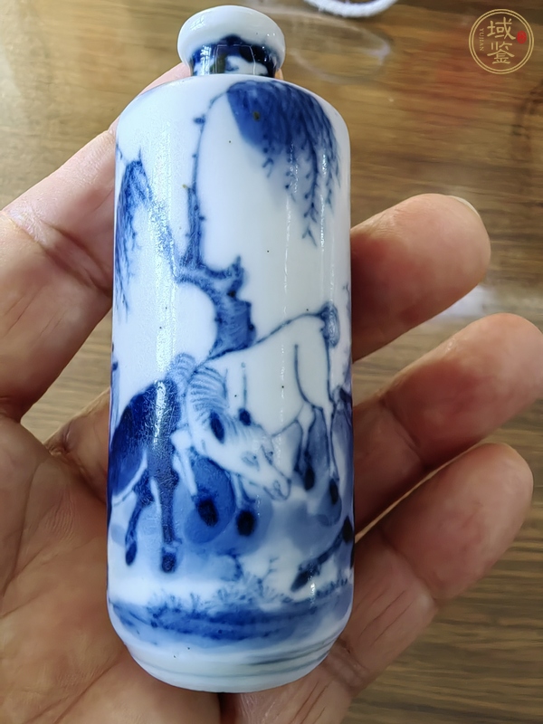 古玩陶瓷青花鼻煙壺真品鑒賞圖
