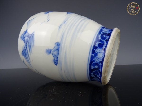 古玩陶瓷山水紋青花瓶真品鑒賞圖