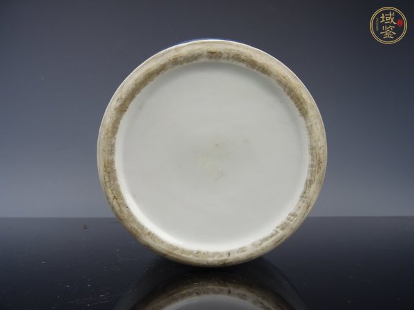 古玩陶瓷山水紋青花瓶真品鑒賞圖