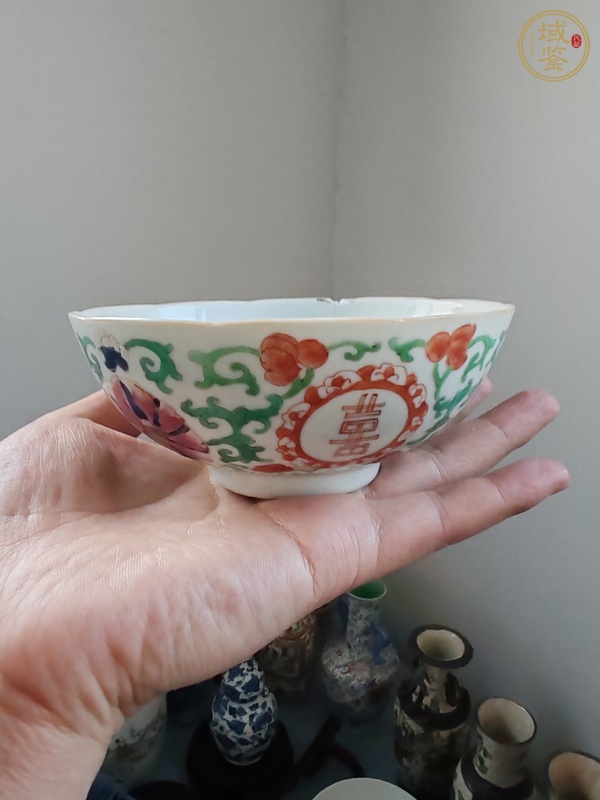 古玩陶瓷粉彩花卉喜字紋碗真品鑒賞圖