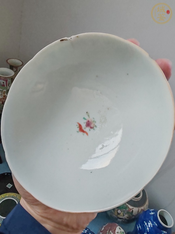 古玩陶瓷粉彩花卉喜字紋碗真品鑒賞圖