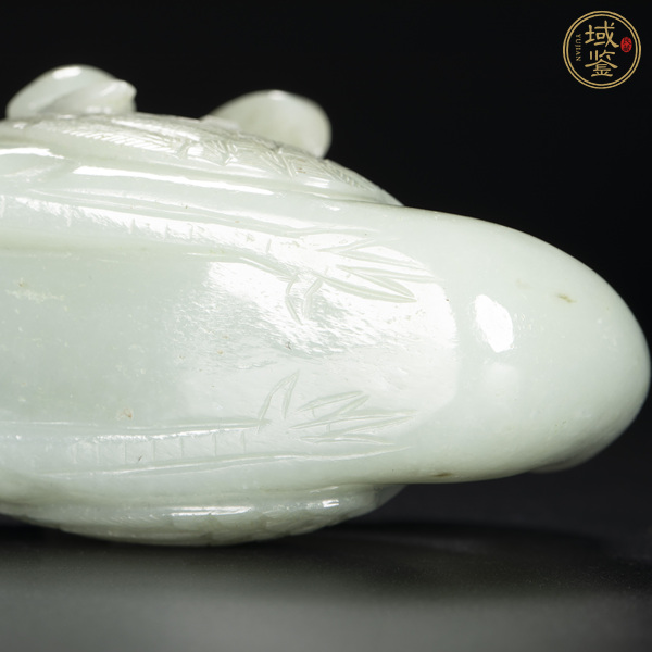 古玩玉器和田玉雕“鵝銜壽桃”擺件真品鑒賞圖