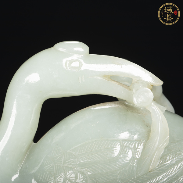 古玩玉器和田玉雕“鵝銜壽桃”擺件真品鑒賞圖