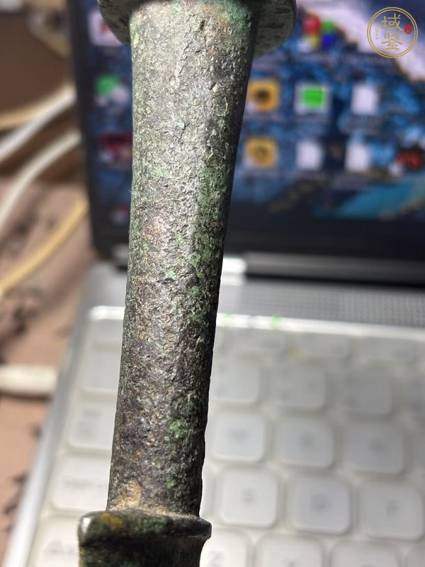 古玩銅器戰(zhàn)國青銅劍真品鑒賞圖