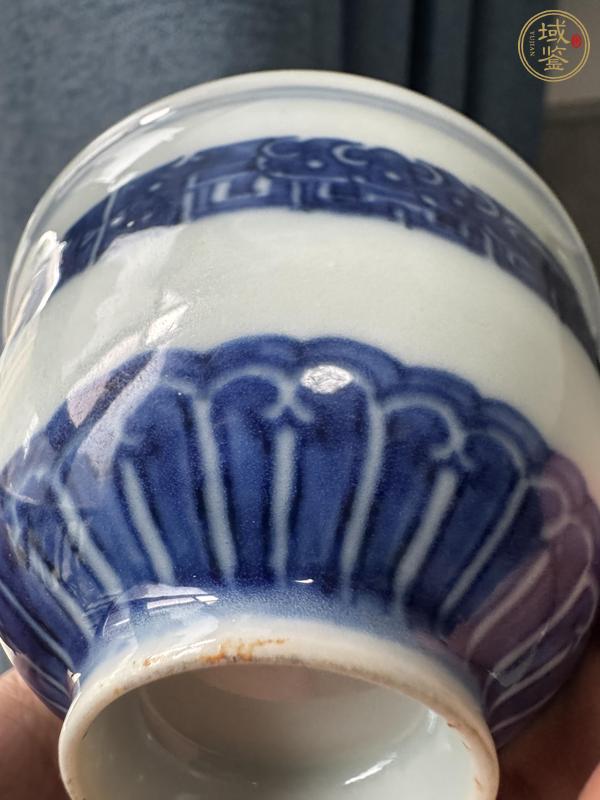 古玩陶瓷青花夔龍紋蓋碗真品鑒賞圖