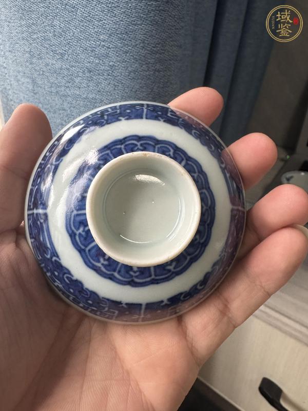 古玩陶瓷青花夔龍紋蓋碗真品鑒賞圖