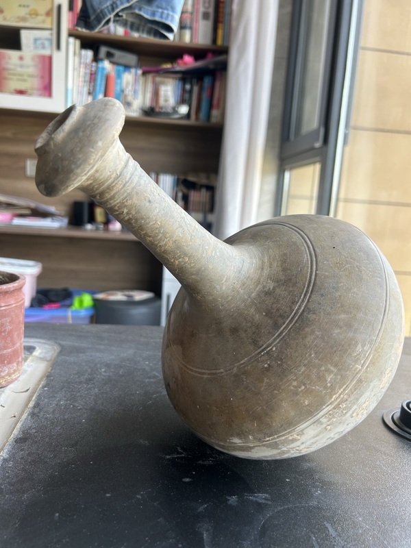 古玩陶瓷漢代弦紋長頸蒜頭瓶（長頸蒜頭）拍賣，當(dāng)前價(jià)格296元
