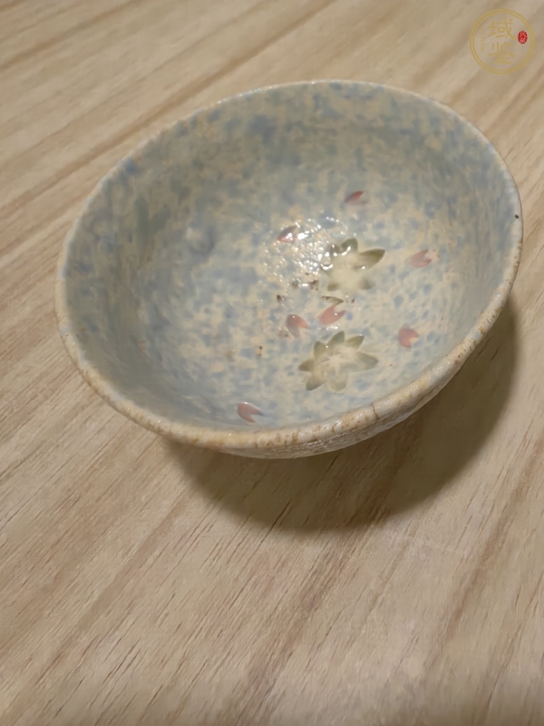 古玩陶瓷藍彩茶碗真品鑒賞圖