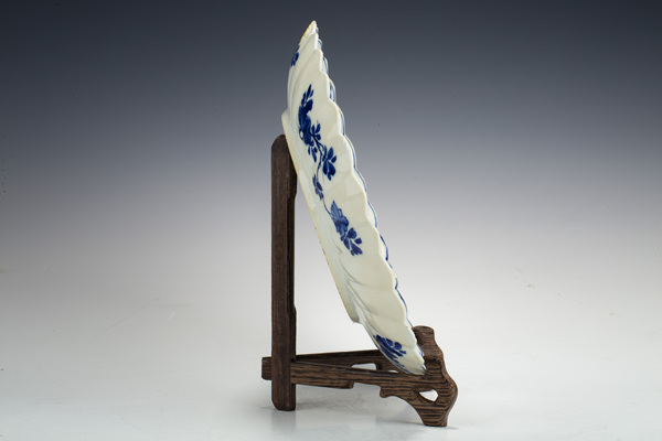 古玩陶瓷清康熙·青花花鳥紋花口盤拍賣，當(dāng)前價(jià)格0元