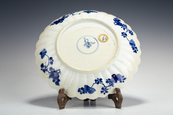 古玩陶瓷清康熙·青花花鳥紋花口盤拍賣，當(dāng)前價(jià)格0元