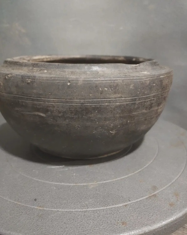 古玩轉(zhuǎn)賣漢代陶缽拍賣，當(dāng)前價(jià)格0元