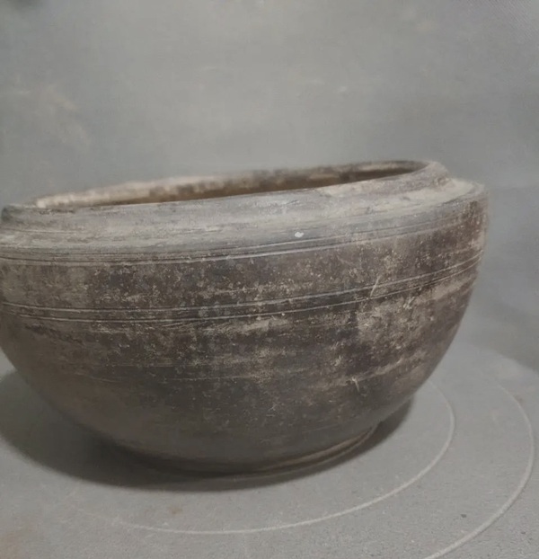 古玩陶瓷漢代陶缽拍賣，當(dāng)前價(jià)格430元