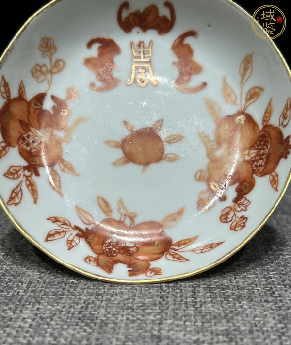 古玩陶瓷晚清礬紅描金小碟真品鑒賞圖