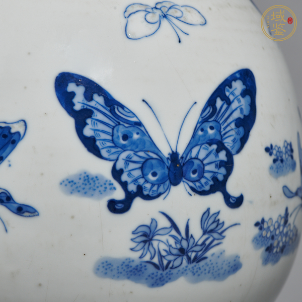 古玩陶瓷粉彩花卉蝴蝶紋膽瓶一對(duì)真品鑒賞圖