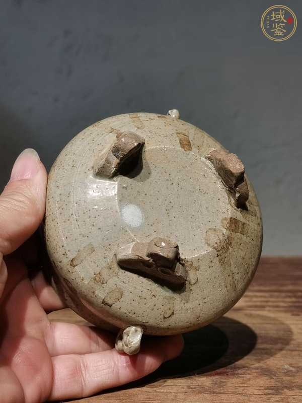 古玩陶瓷三足爐真品鑒賞圖