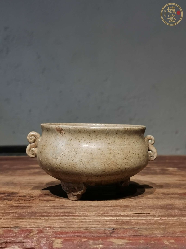 古玩陶瓷三足爐真品鑒賞圖