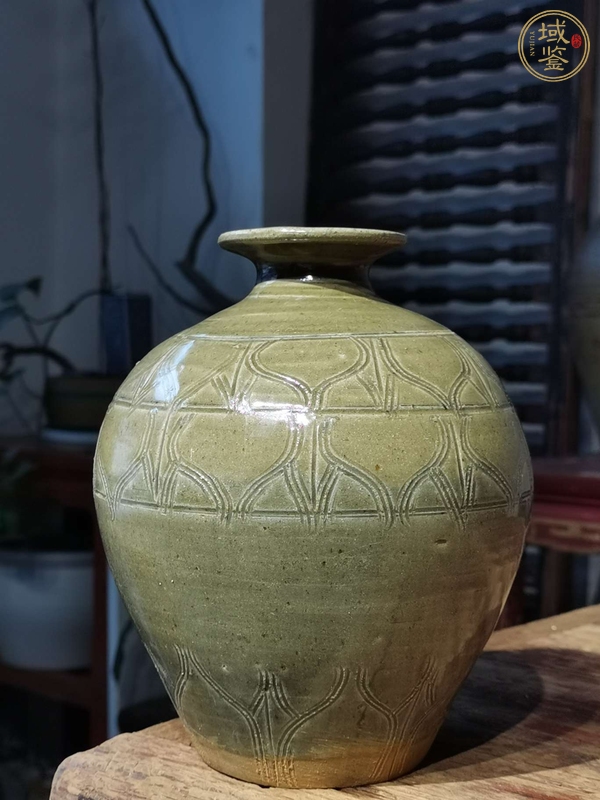 古玩陶瓷青瓷尊真品鑒賞圖