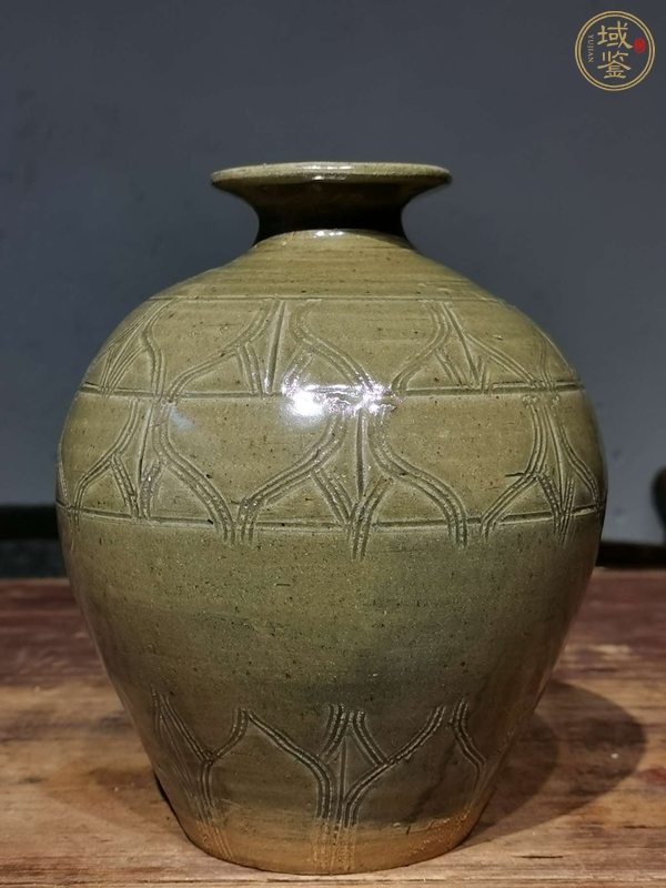 古玩陶瓷青瓷尊真品鑒賞圖