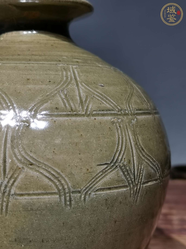 古玩陶瓷青瓷尊真品鑒賞圖