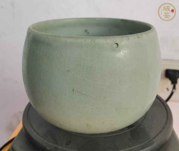 古玩陶瓷青瓷深腹碗真品鑒賞圖