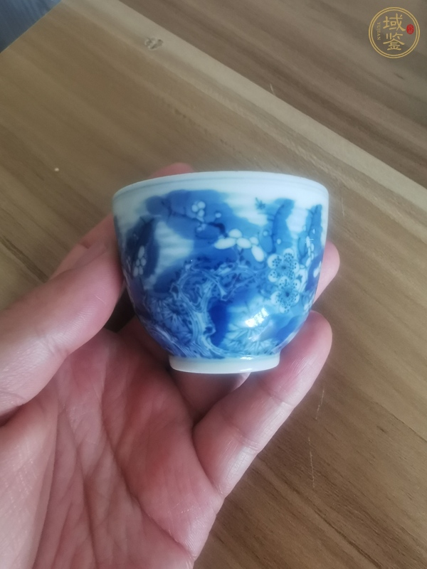 古玩陶瓷青花留白冰梅紋杯真品鑒賞圖