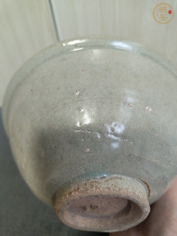 古玩陶瓷龍泉青瓷唇口碗真品鑒賞圖