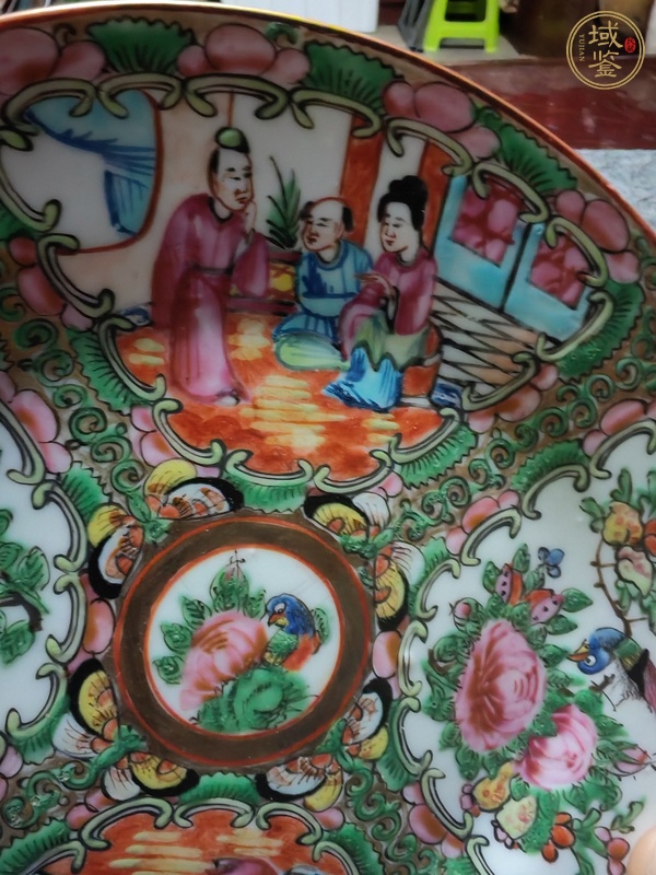 古玩陶瓷廣彩盤真品鑒賞圖