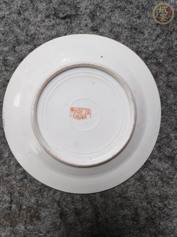 古玩陶瓷廣彩盤真品鑒賞圖