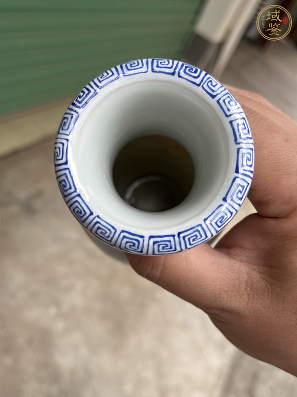 古玩陶瓷龍紋瓶真品鑒賞圖