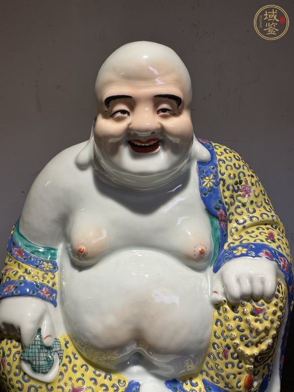 古玩陶瓷粉彩花卉紋彌勒佛像真品鑒賞圖