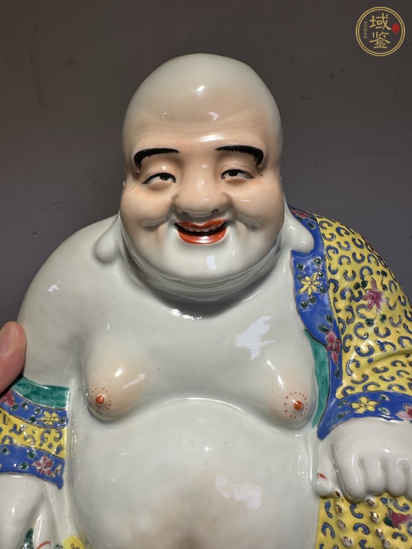古玩陶瓷粉彩花卉紋彌勒佛像真品鑒賞圖