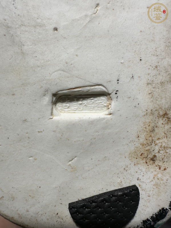 古玩陶瓷粉彩花卉紋彌勒佛像真品鑒賞圖