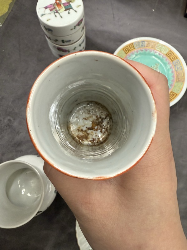 古玩陶瓷晚清紅釉留白一束蘭詩文筆筒拍賣，當前價格3888元