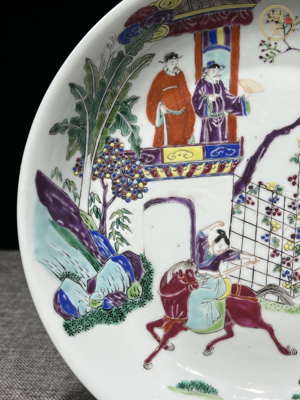 古玩陶瓷粉彩人物故事紋盤(pán)真品鑒賞圖