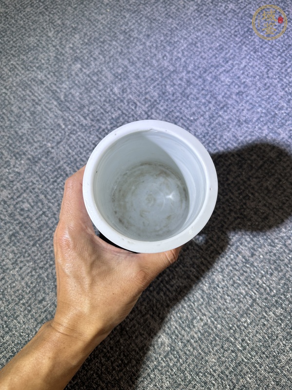 古玩陶瓷德化窯筆筒真品鑒賞圖