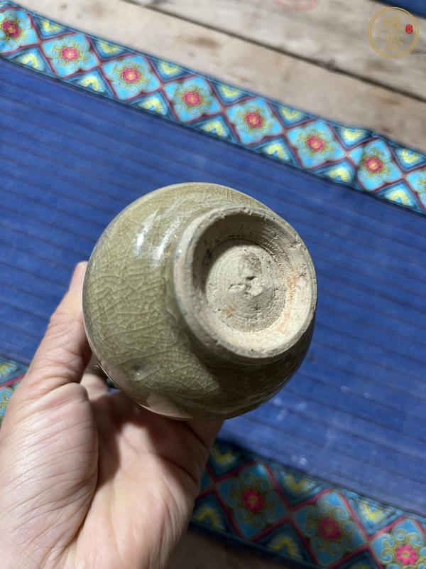 古玩陶瓷龍泉青瓷膽瓶真品鑒賞圖