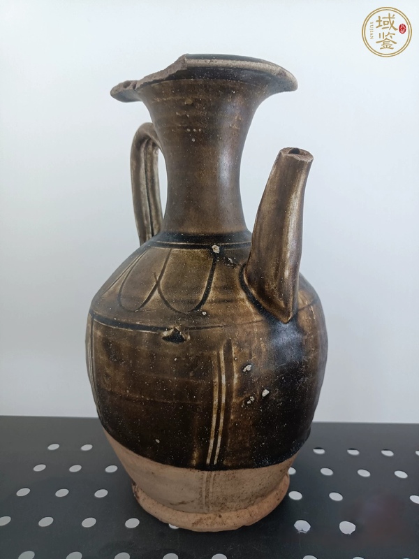 古玩陶瓷褐釉執(zhí)壺真品鑒賞圖