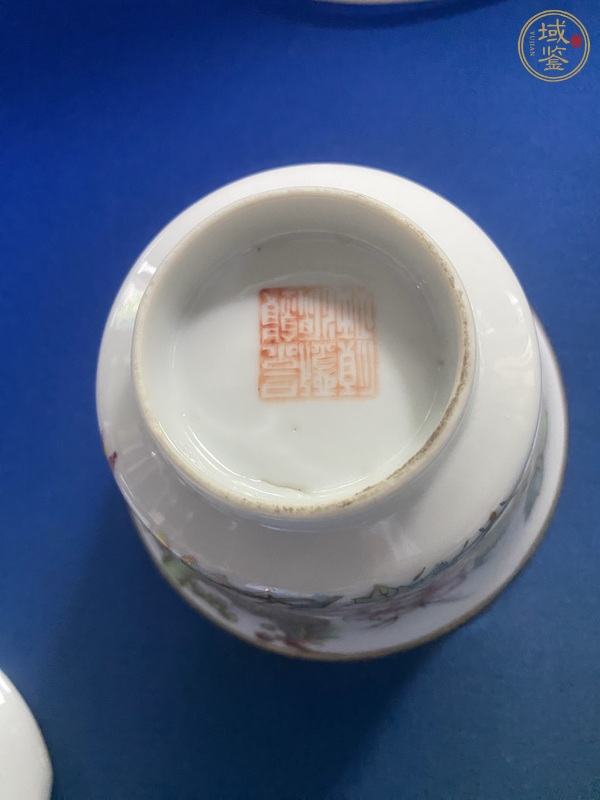 古玩陶瓷粉彩鳳穿牡丹圖蓋碗真品鑒賞圖