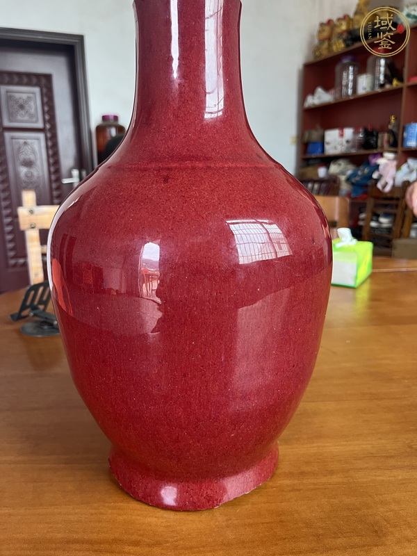 古玩陶瓷紅釉瓶真品鑒賞圖