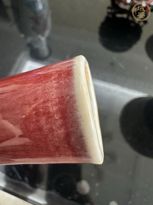 古玩陶瓷紅釉荸薺瓶真品鑒賞圖