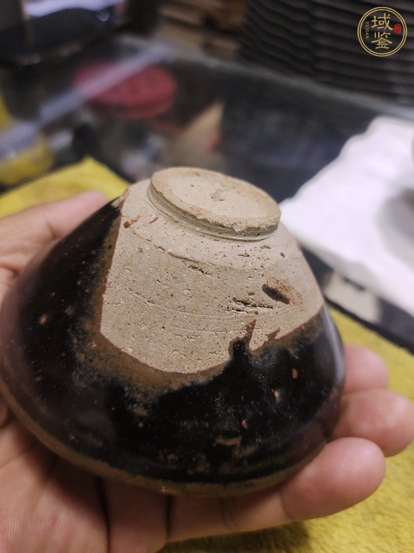 古玩陶瓷建窯系福清窯黑釉茶盞真品鑒賞圖