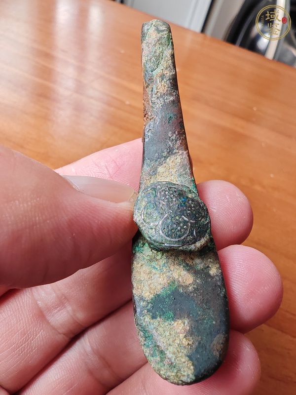 古玩銅器戰(zhàn)漢錯銀帶鉤真品鑒賞圖