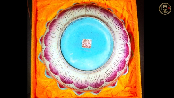古玩陶瓷清末民初·粉彩龜棲蓮臺仿生供器大香插真品鑒賞圖