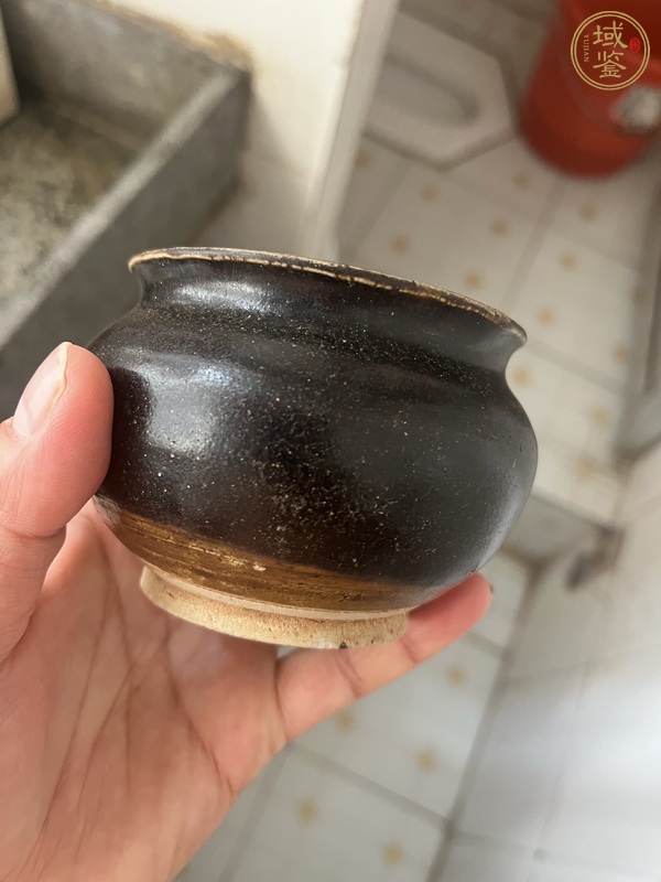 古玩陶瓷黑釉罐真品鑒賞圖